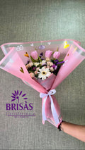 Bouquet de tulipanes y gerberas