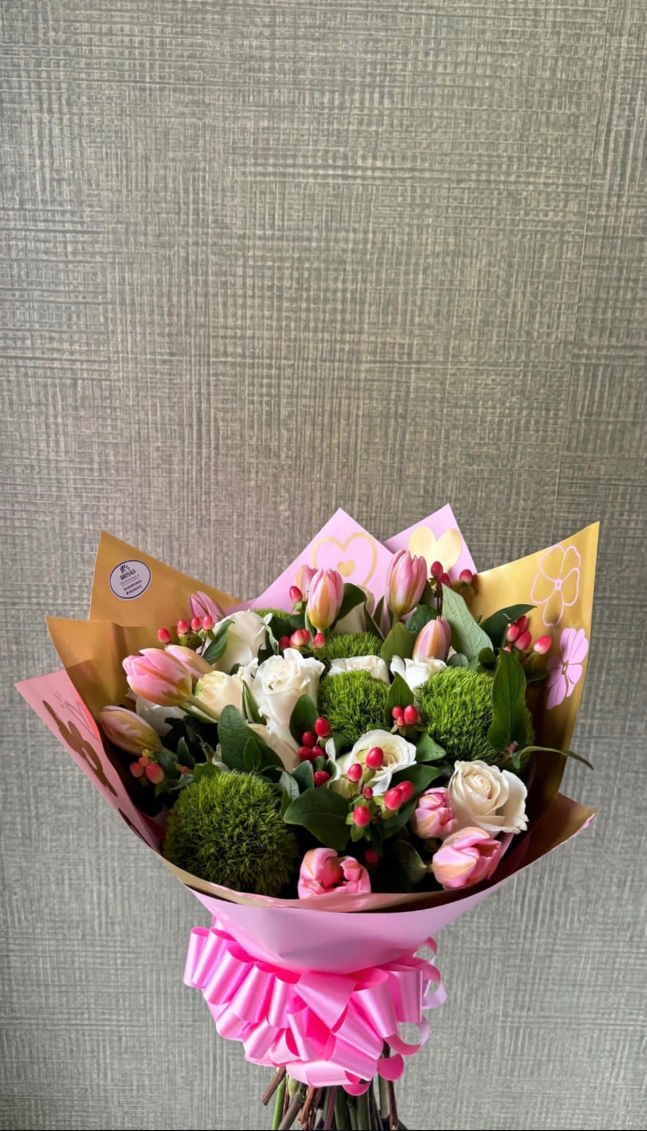 Bouquet de 12 tulipanes y 12 rosas