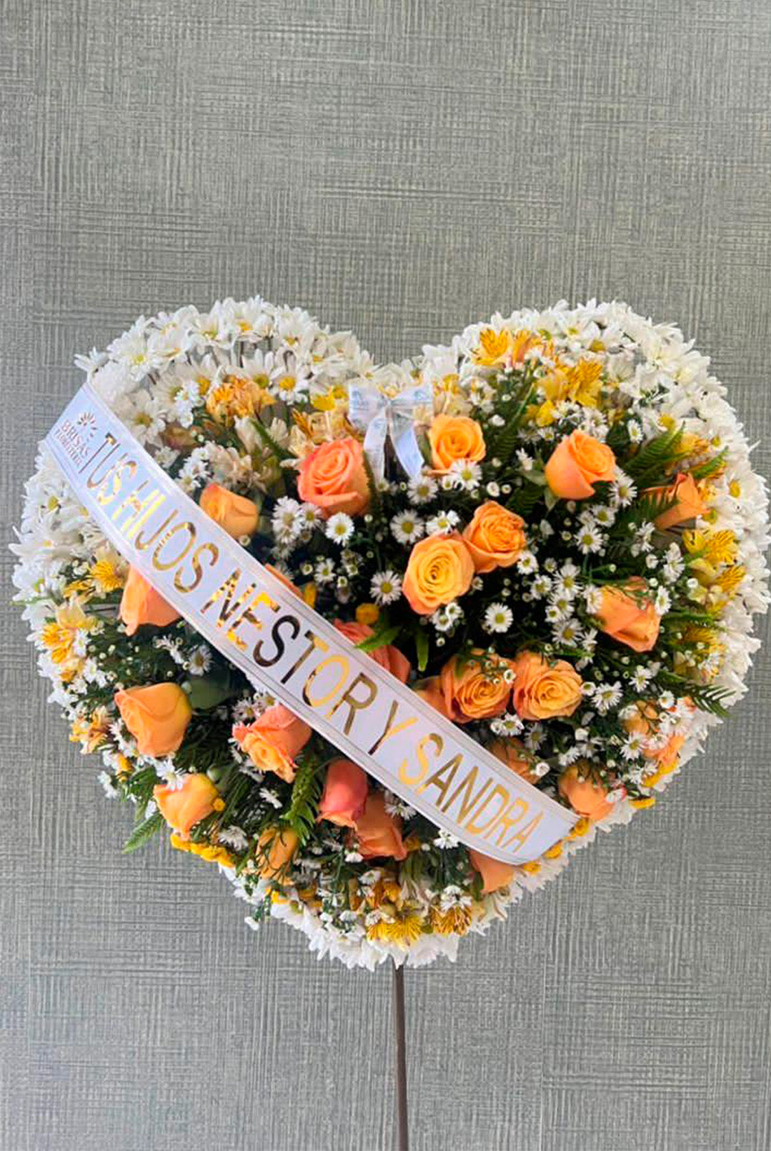 Corona en forma de corazón